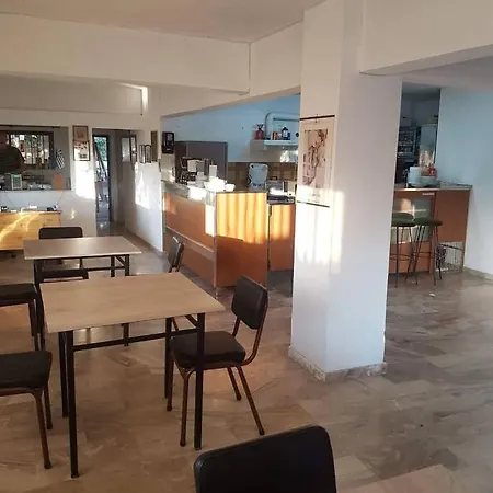 Διαμέρισμα Rousetis